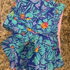 Lilly Pulitzer size 8 shorts